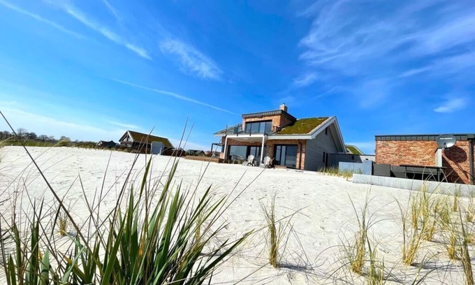 Hohwacht House | My holiday home Zanzibar