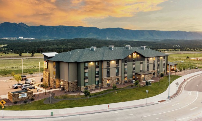Gleneagle Hotel | My Place Hotel - Colorado Springs, CO