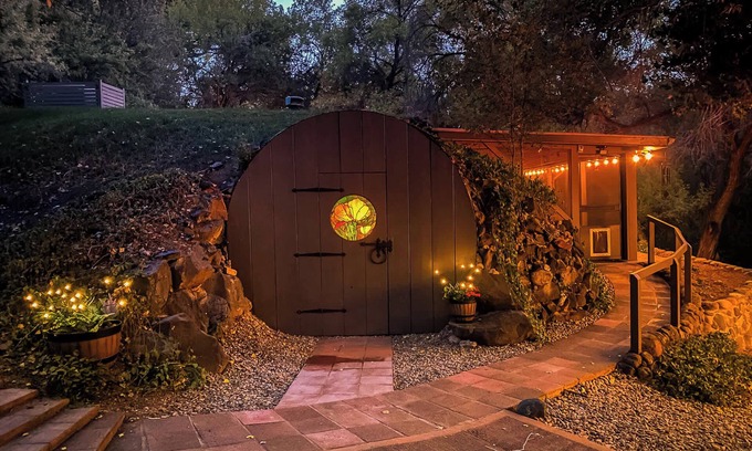 Cornville House | Myrinn-Hobbit Cottage on the Creek! Storybook Stay