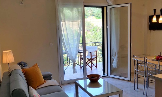 Dhrakata Apartment | Myrtos Cottages Thalia