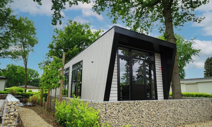 Susteren House | n/a