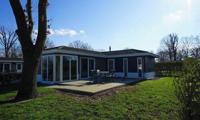 Susteren House | n/a