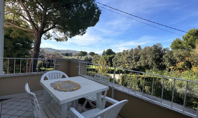 Sirolo Apartment | N185 - Numana, wonderful three-room apartment with terrace and swimming pool