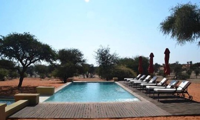 Intu Afrika Kalahari Private Reserve Cabin | Zebra Kalahari Lodge