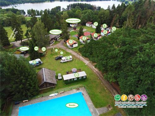 Hnacov Resort | Nad rybníkem Hnačov - rodinný rekreační areál