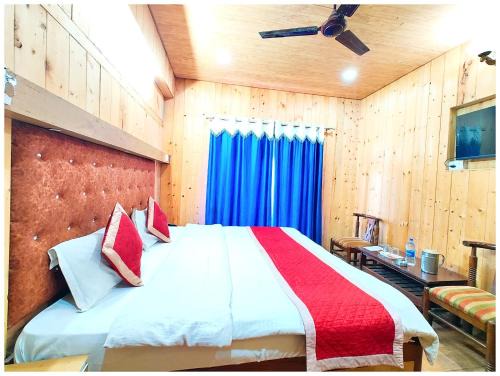 Nainital Hotel | NAINITAL HOTEL C-H-I-N-A-R - PALACE Near Mall Road & NAINI LAKE - FREE WI-FI AND PARKING AVAILABLE - PREMIUM HOTEL IN NAINITAL