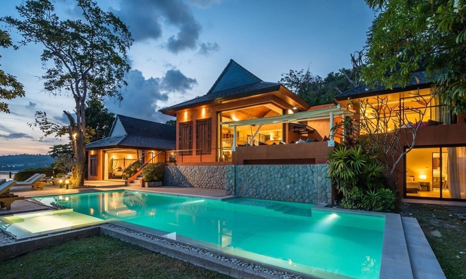 Wichit Villa | Nam Bo Villa by Lofty - Oceanfront private pool villa with maid and cook