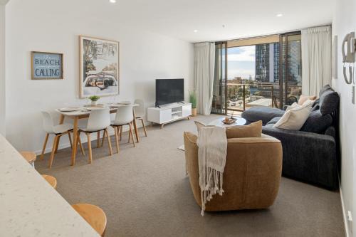 Broadbeach Apartment | Nami at Avani - Resort Comfort near Beach and Casino