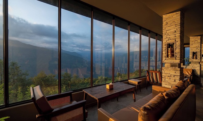 Dhampus Hotel | Nana Mountain Resort Mt. Annapurna View