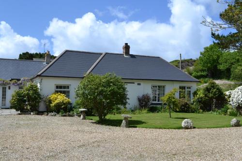Newquay House | Nanis