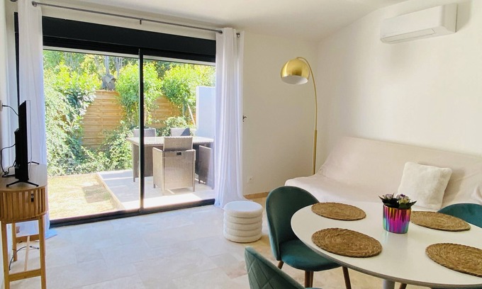 Nans-les-Pins House | Nanséa Lodge in Provence