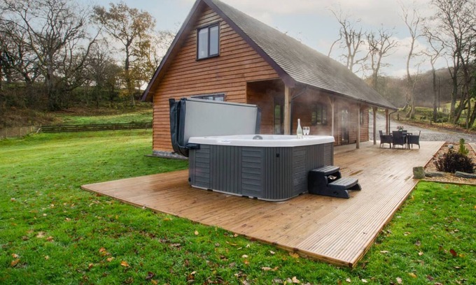Bala Ski Chalet | Nant y Llyn in the beautiful Bala