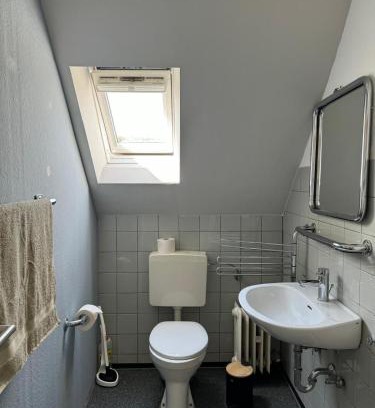 Werne Apartment | Nathanael Ferienwohnung mit Küche, WLAN & 4 Schlafzimmern