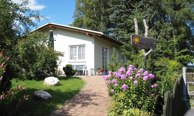 Schwarzenbrunn House | Nature & Culture in Bad Elster