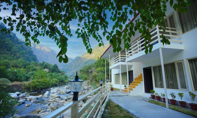 Kaul Hotel | Nature Sprint Resort By The River