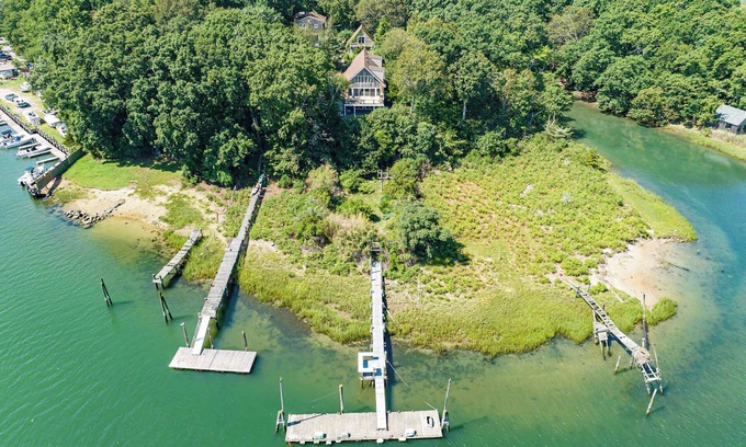 Mattituck House | Natures Paradise Private Dock & Water Views