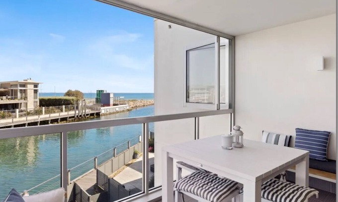 Mornington Peninsula Apartment | Nautica - Martha Cove, Nautica - Safety Beach