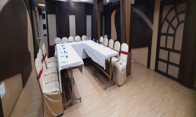 RS Puram Hotel | Navaratna Delight