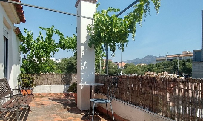 Roses Town Center House | Navicmar Maison Ca lávi. City center, 3 minutes from the beach, garden, garage