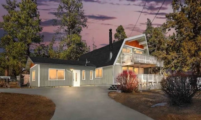 Whispering Forest House | Navigate Stays Best Location Pet Friendly Games