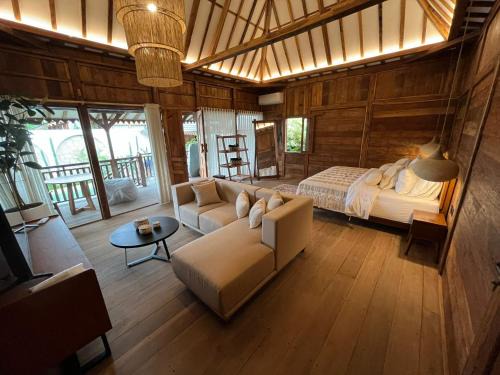 Kuta Villa | Near airport 3br villa w pool