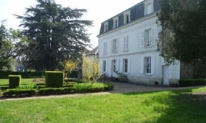 Amboise House | Near down town Amboise, beautiful property on a large park