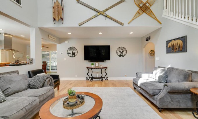 Twain Harte House | Near Dtwn Twain Harte Home with Furnished Deck!