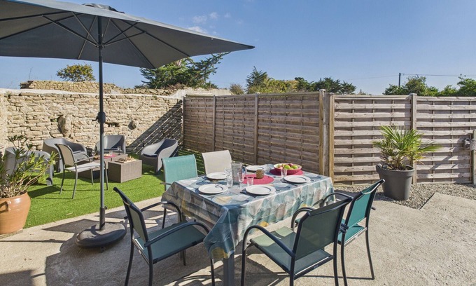 Plomeur Ski Chalet | Near La Torche &amp;ndash; Charming house for 5