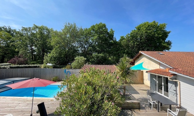 Grayan-Et-L'Hopital House | Near Soulac/mer, house 3 bedrooms, sleeps 6, heated indoor pool