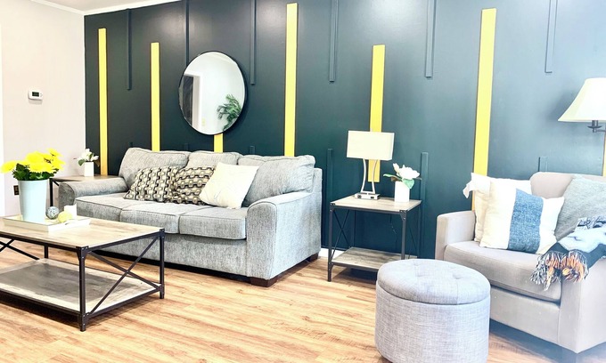 Ellendale House | Near Trader Joe & Top Golf-Welcome Travel Crew 6beds