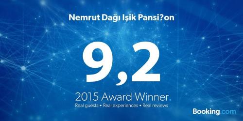 Karadut Hotel | Nemrut Dağı Işik Pansi̇on