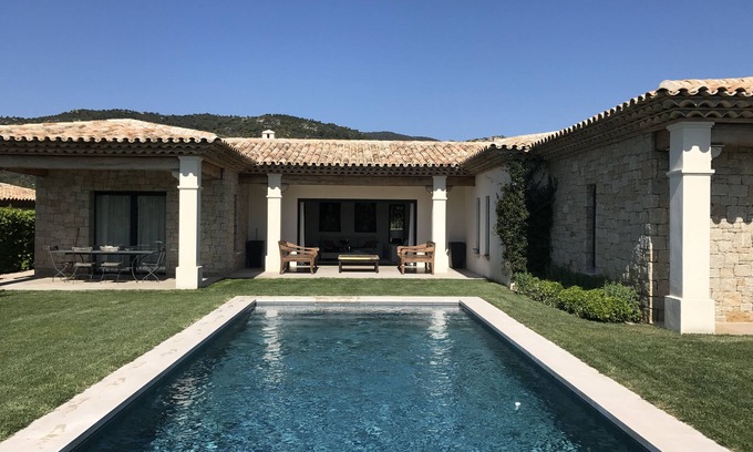 Plan-de-la-Tour Villa | Neo-Provencal villa/contemporary 4 bedrooms 4 bathrooms swimming pool
