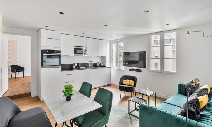 Dinan - Saint-Malo Apartment | Neruda - Le 31 bis - Appt proche centre Rennes