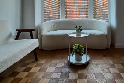 Belfast House | Nest by Black Dove design