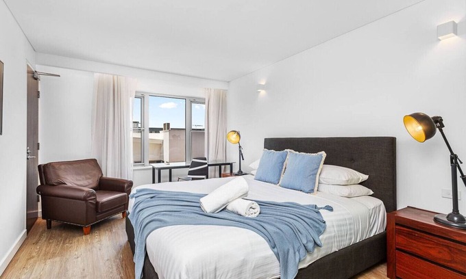 Perth Hotel | Nest on Newcastle – E2