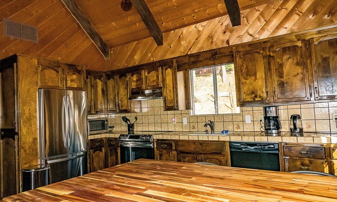 Badger House | Nestled in the forest.