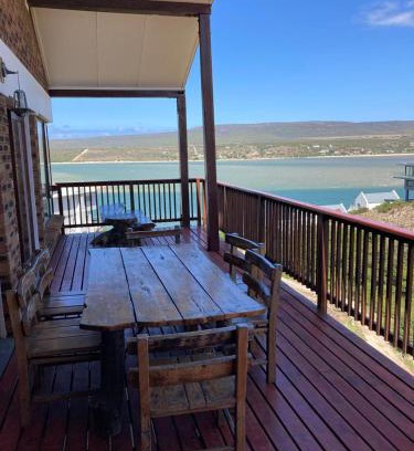 Port Beaufort House | Net Net Holiday Home