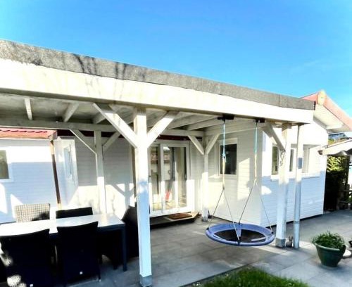 Onderdijk House | Nettes Ferienhaus in Wervershoof mit Schönem Garten