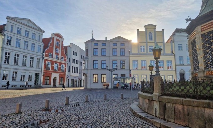 Wismar Apartment | Neue Wasserkunst - Premium Gruppenferienwohnung - Abc354
