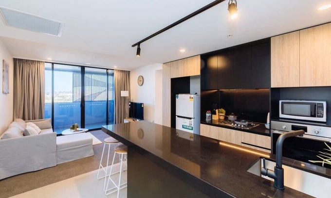 Woolloongabba Apartment | New 2 bedroom Apt in heart of Woolloongabba