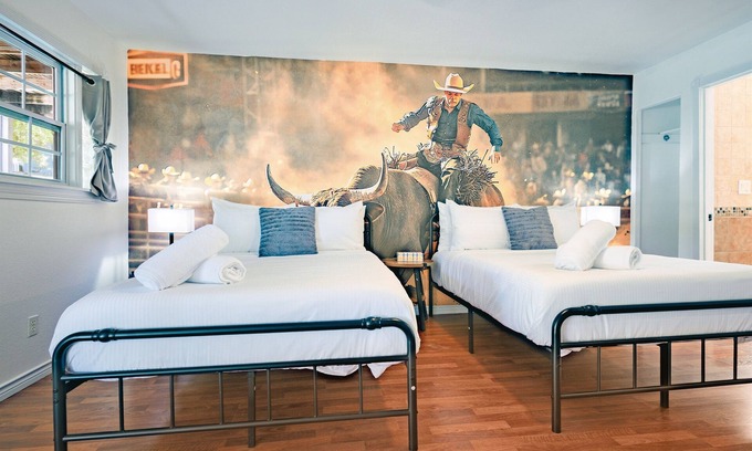 Canyon Lake Cabin | NEW 2 Full Beds Suite AT Open Ramp 1