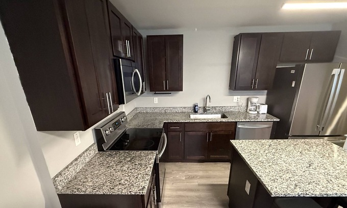 Burns Park Apartment | * NEW * 4BR Retreat | Heart of Campus w/Parking