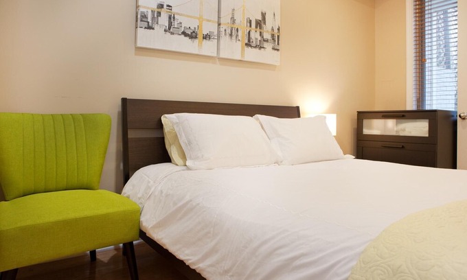 Lanier Heights Apartment | New Adams Morgan 1br, easy to Dupont, Wooldey Park, White House, metro