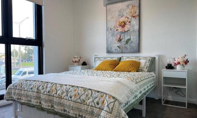 Mulgrave House | New and Sophisticated Home