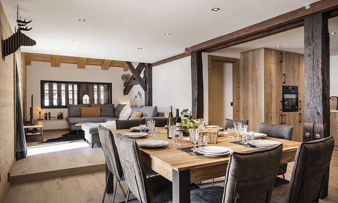 La Clusaz Apartment | New and spacious duplex center, open view, south with large balcony