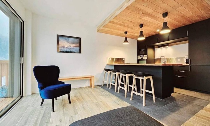 Laveissiere Apartment | NEW APARTMENT/DUPLEX - 120m² - at the foot of the slopes - sleeps 13