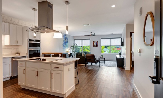 Donelson Apartment | New Apartment Perfectly Nestled Between Downtown and BNA