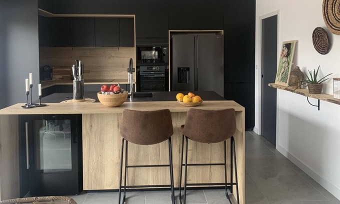 Tosse Villa | New architect villa with heated swimming pool and bodega ....