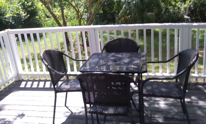 North Charleston House | NEW Azalea Cottage near everything!