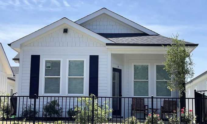 Corolla Village Condo | New Beachside Villa: Steps to Sand, Dog-Friendly, 2BR Gem!